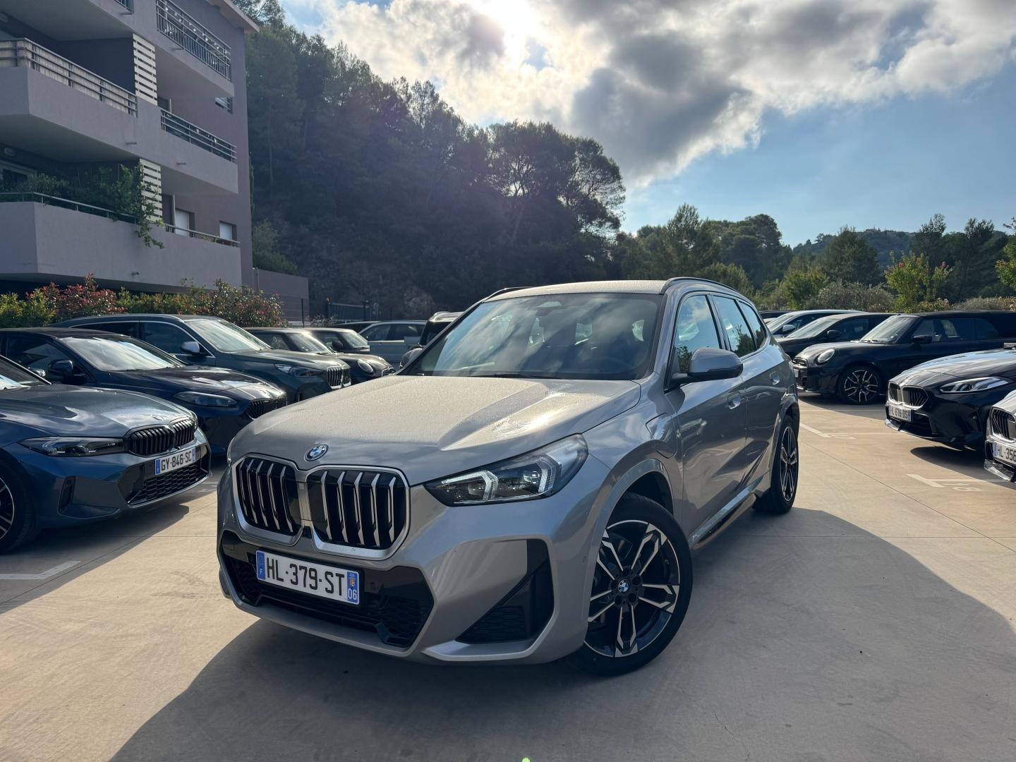 xDrive25e 245ch